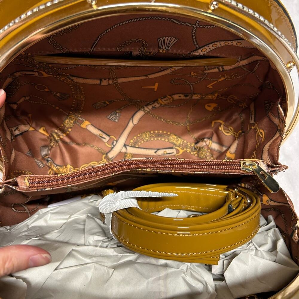 La Terre Fashion Vegan Leather Equestrian Brown Circular Bag Purse Diamond NWT - Picture 7 of 10